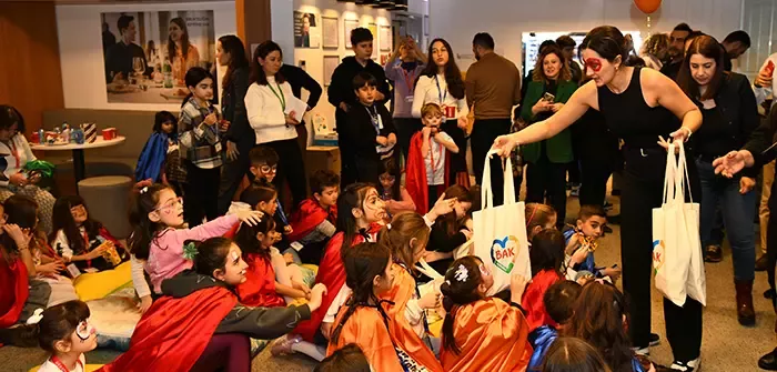 Nestle çalışanları ve çocuklar